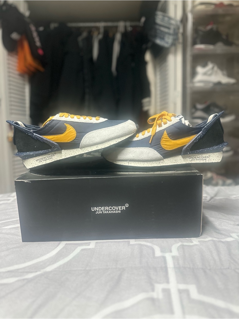 Size 12W/10.5M - Supreme Daybreak Obisidian Brand New (SHIPS FAST)